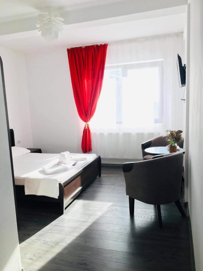 Appartamento Casa Famous Iasi Esterno foto