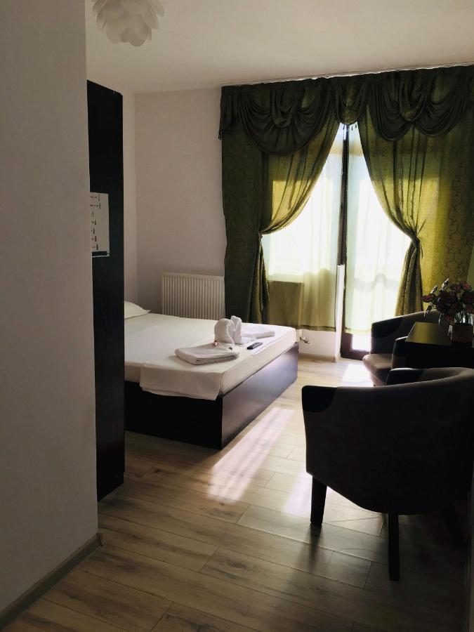 Appartamento Casa Famous Iasi Esterno foto