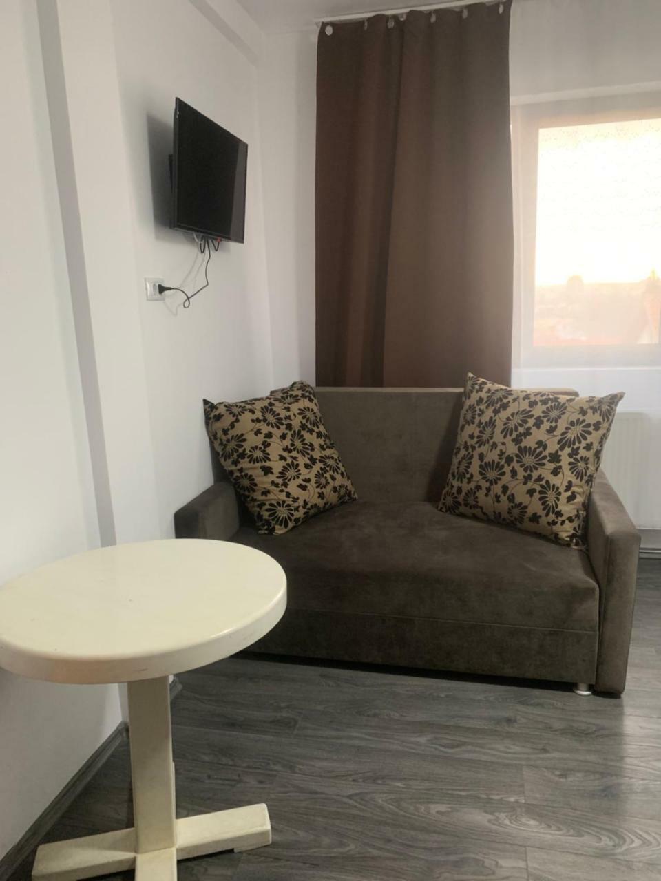 Appartamento Casa Famous Iasi Esterno foto
